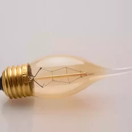 Лампа Эдисона Retronik E27 60Вт C35 свеча на ветру (лампа накаливания), арт. C35-Ret-27