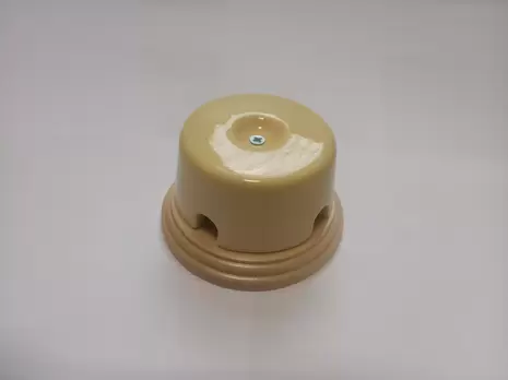 Коробка Распределительная Арбат 77*40 керамическая на подложке Interior Electric песочный арт.РКИЕ7740П