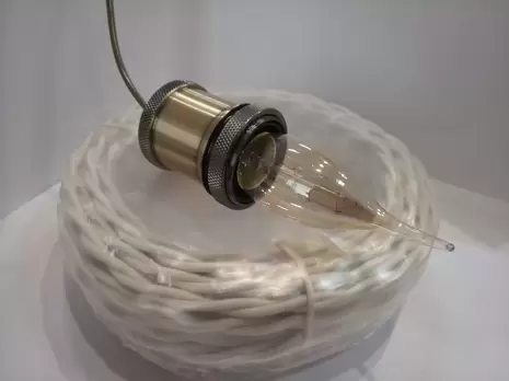 Лампа Эдисона Retronik E27 60Вт C35 свеча на ветру (лампа накаливания), арт. C35-Ret-27